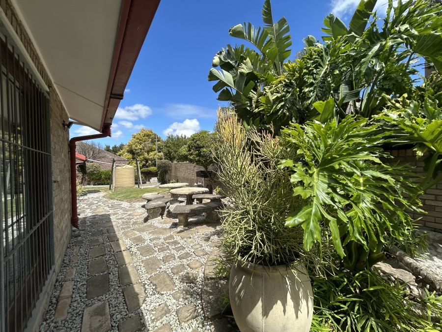 4 Bedroom Property for Sale in Boskloof Eastern Cape